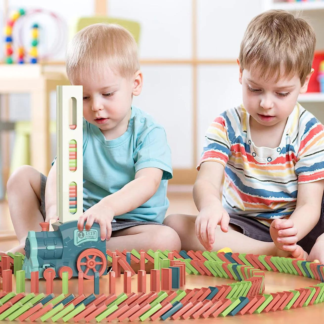 Automatic Domino Train & Chain Reaction Set